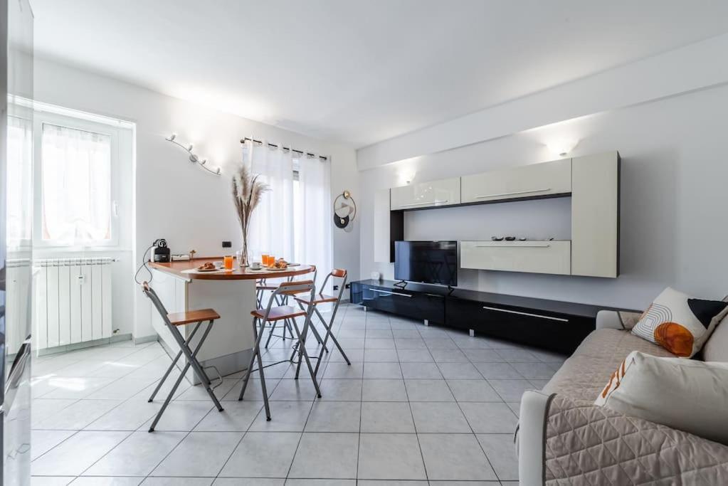 Nuovissima Dimora Con Terrazzino Apartment Милано Екстериор снимка